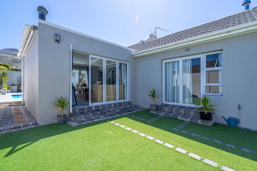 3 Bedroom Property for Sale in Silverglade Western Cape